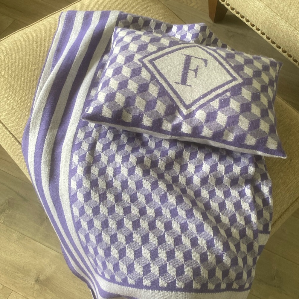 new FRETTE wool cashmere throw blanket pillow travel set lilac purple lavender